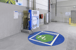 Station de recharge extérieure pour pile à combustible 